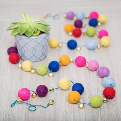 Felt Ball Garland craft activity
