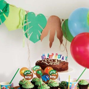 Dinosaur Party Garland craft activity