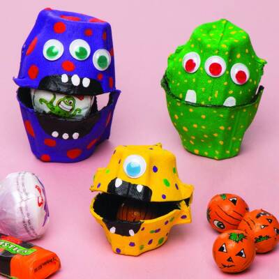 Monster Treat Pots craft activity