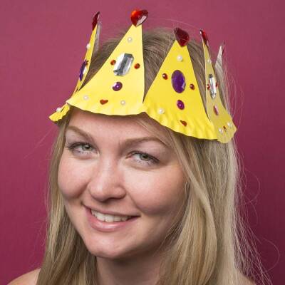 Paper Plate Crowns craft activity