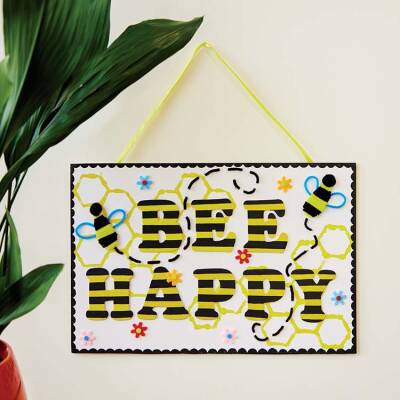 Bee Happy Wall Hanging craft activity