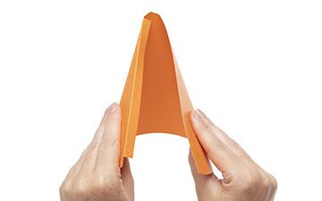 Dinosaur Party Hat step image