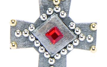 Medieval Cross Necklaces step image