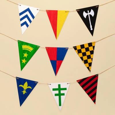 Heraldic Bunting craft activity