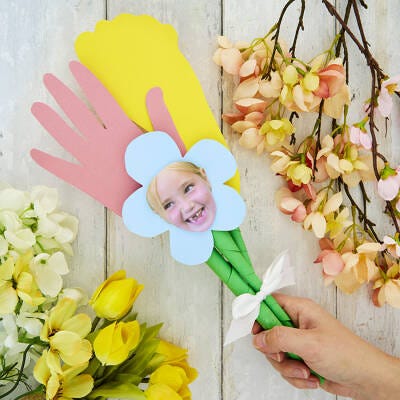 Mother’s Day Bouquet craft activity