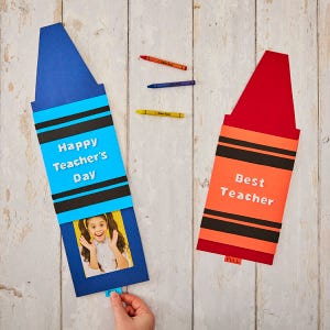 Teacher Crayon Photo Card craft activity