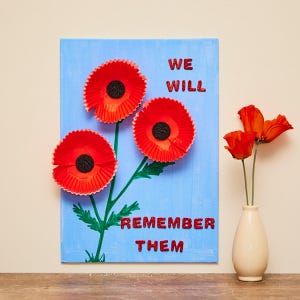 Cupcake Case Poppy Canvas craft activity