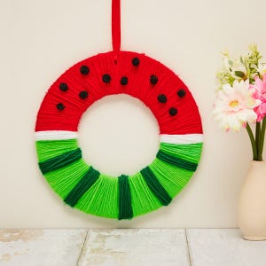 Wool Wrapped Watermelon Wreath craft activity