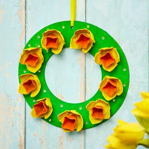 Egg Box Daffodil Wreath craft activity